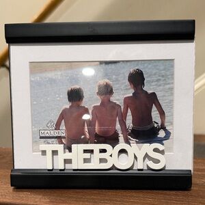 NWT Malden Black Frame with White 'The Boys' Text